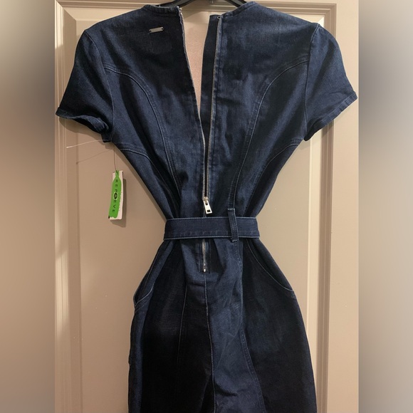 GUESS Leslie Dark Wash Denim Cotton Jumpsuit size Medium, length 29 inches NWT - Picture 10 of 16